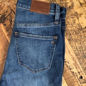 Maxwell 10” High Rise Skinny Jean